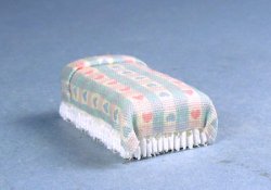 Dressed Twin Bed With Ruffle Lace Skirt 1:48 Scale