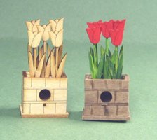 T649 Tulips Birdhouse Kit