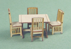 Q100 Table & Chairs (4) Kit